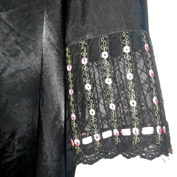 Delicates Women's Black Silky Wrap Robe Lightweight Intimates Rosebud Lace - Picture 7 of 10